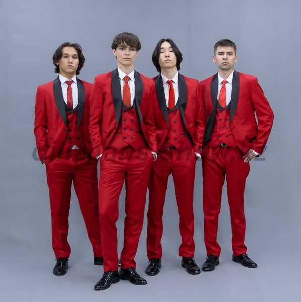 Классические мужские костюмы