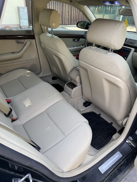 Detailing auto/curatare tapiteri/ mocheta/ piele / intretinere interior