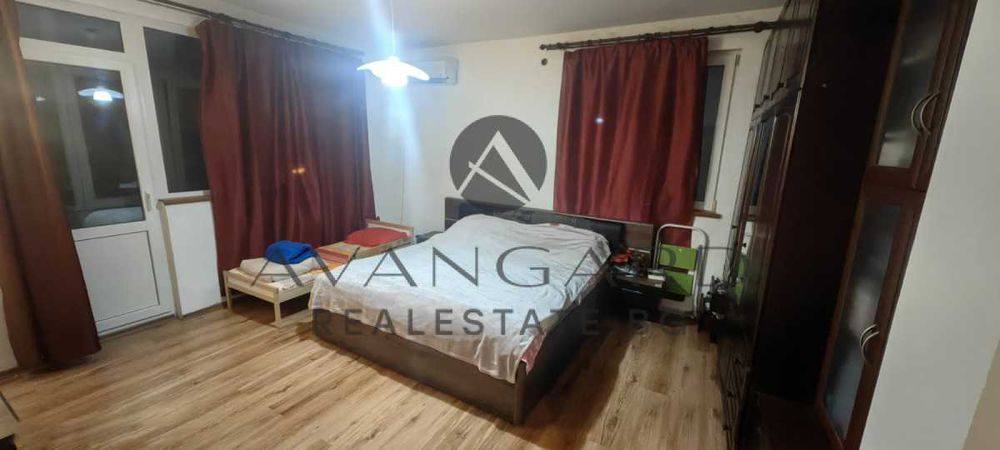 Продава се Многостаен апартамент в Пловдив, Тракия - 130 кв.м за 981 €/кв.м - Снимка #4