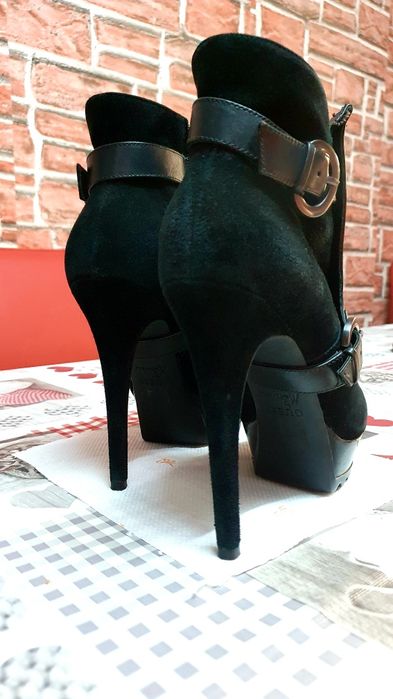 Ghete GUESS by Marciano