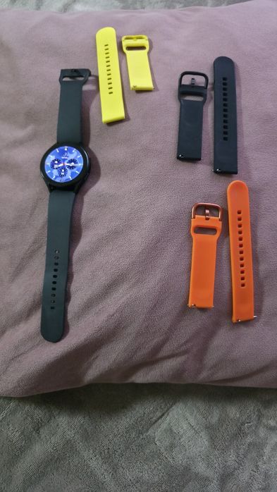 Vând smart watch Samsung Galaxy Watch 5