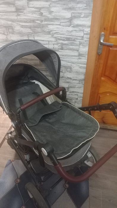 Продам детскую коляску