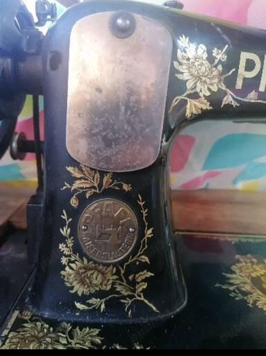 Mașina de cusut Pfaff vintage