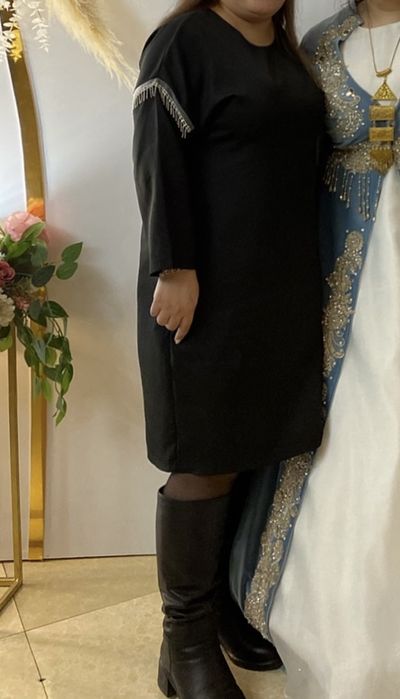 Распродажа женских вещей