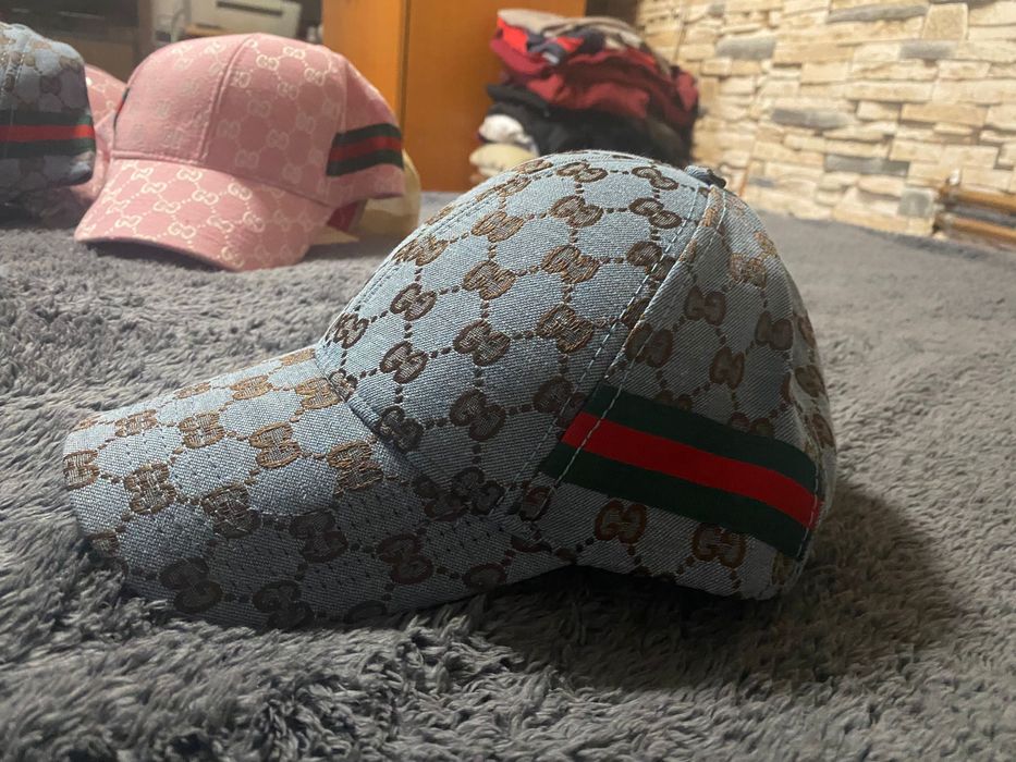 Sapca gucci noua