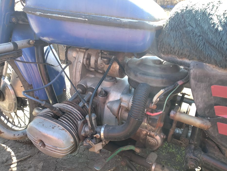 Мотоцикл Урал три колесный