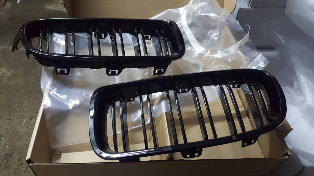 Grile nari bmw f30 duble negru lucios * OFERTA LIMITATA *