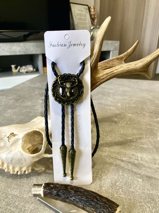 Cravată bolo elegantă