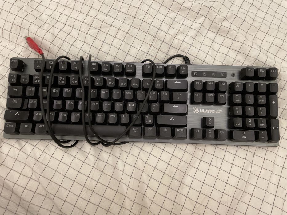 Клавиатура bloody b760