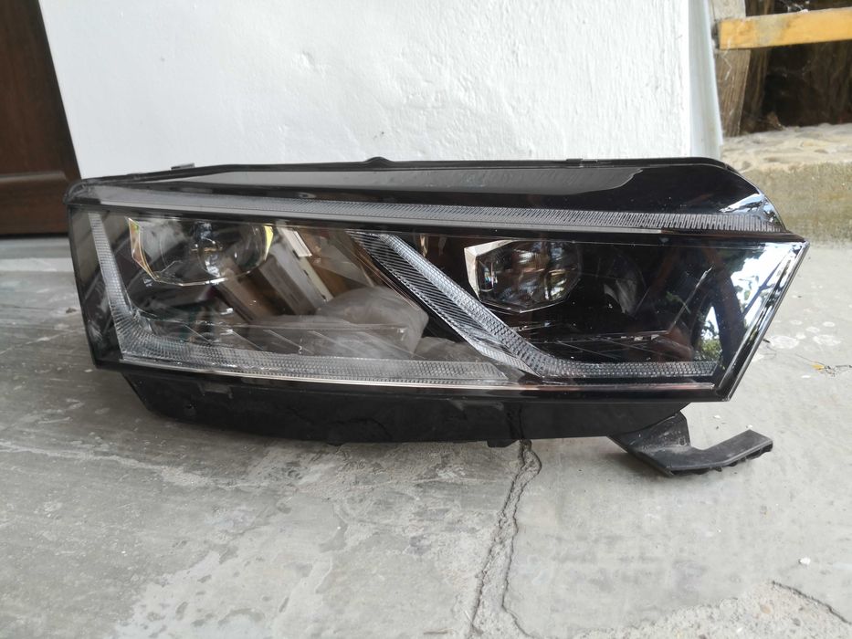 Фар Skoda Octavia IV FULL LED 2020 десен/Фар Шкода Октавиа Оригинален