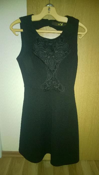 Дамска рокля с бродерия