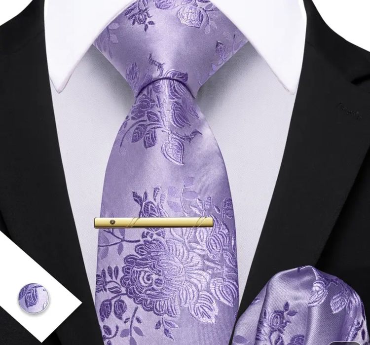 НОВ Комплект вратовръзка, кърпичка, ръкавели, щипка