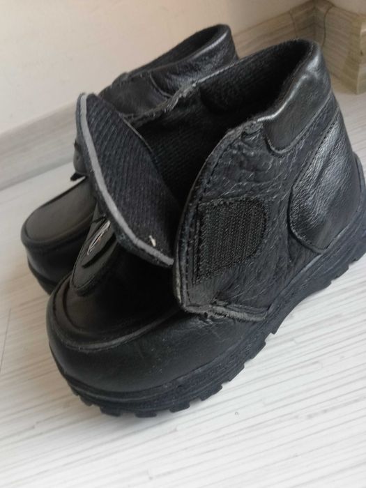 Детски боти от естествена кожа