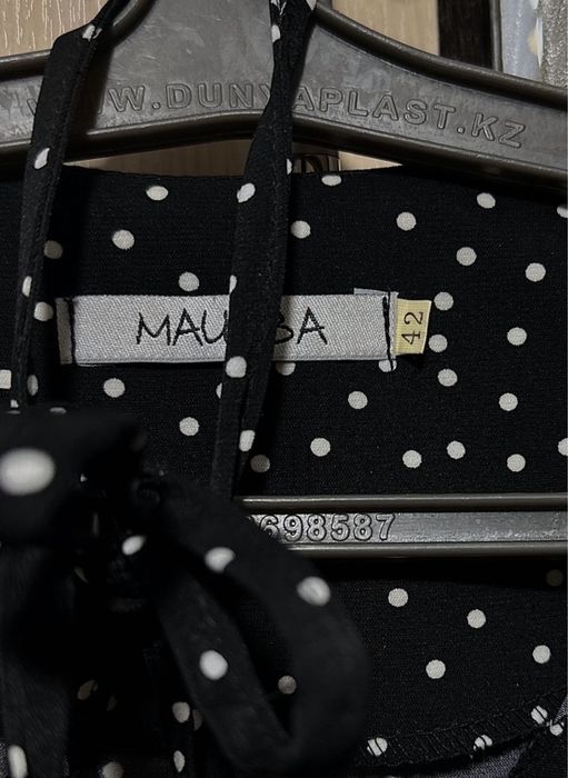 Платье в горошек 17 000тг