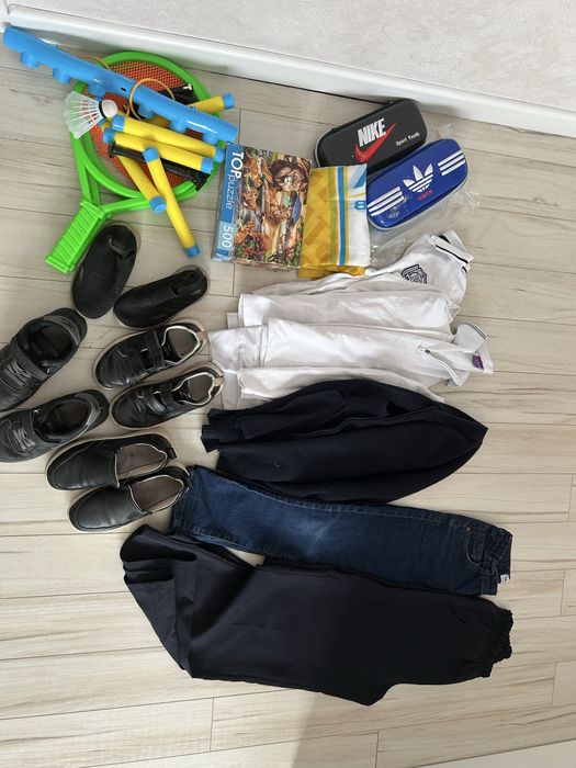 Продам детские вещи