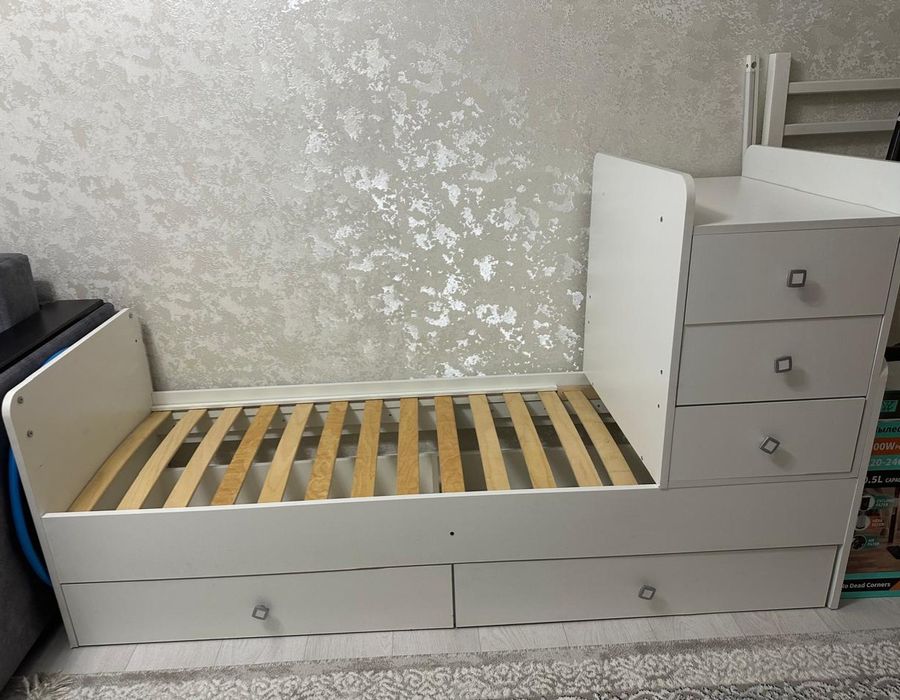 Манеж с кроватью, за 15 000