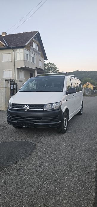 VW, t6, an 2019, locuri 8+1