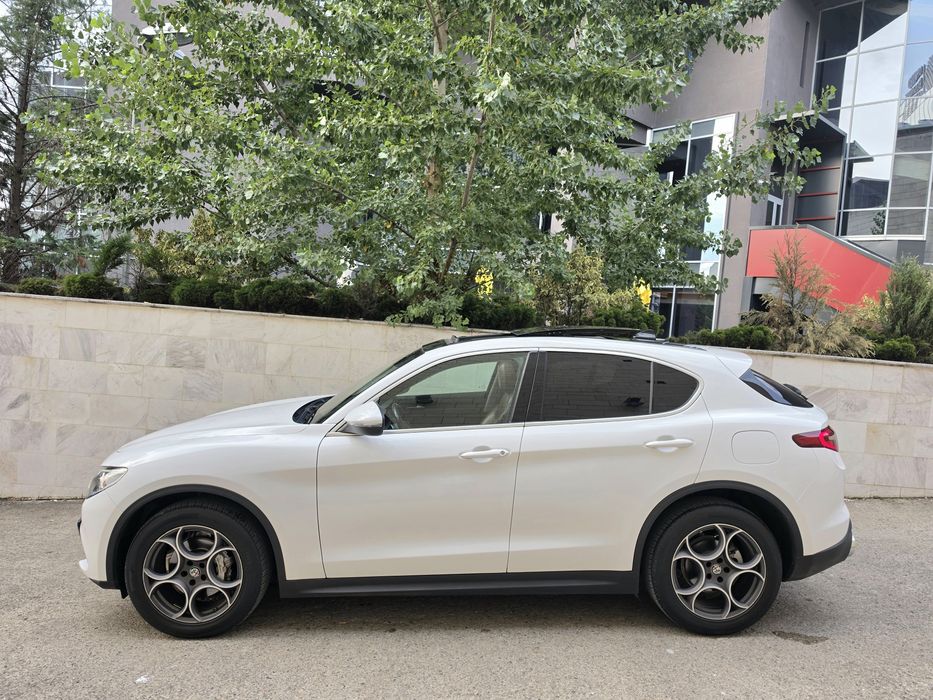 Alfa Romeo Stelvio 210 Cp / Lusso / Q4