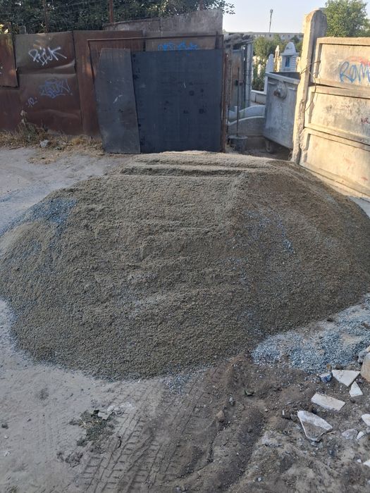 CARIERA OVIDIU nisip piatra balastru pamant vegetal/ umplutură.