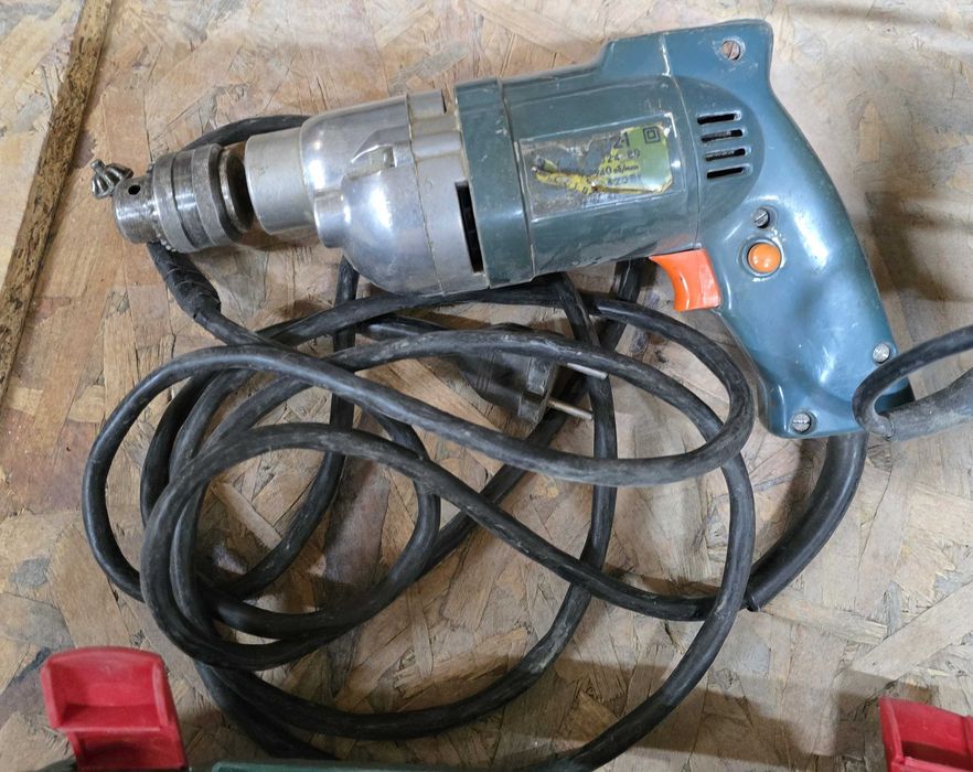 Зъболекарски принадлежносъи и друго