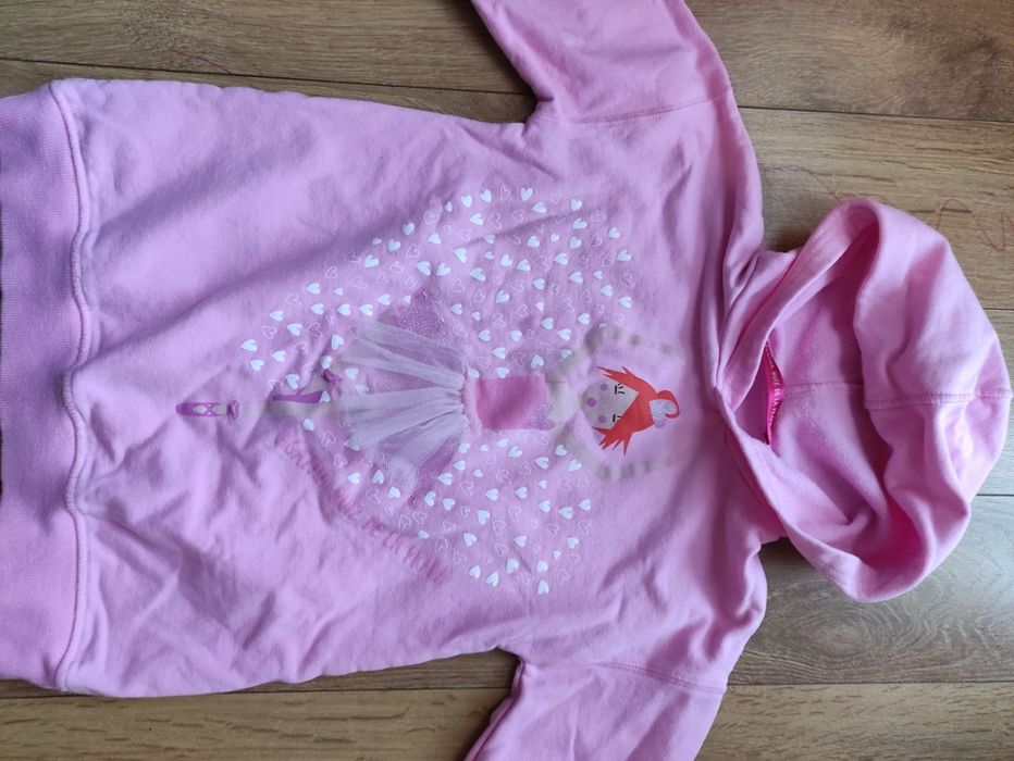 Детски якета и рокли