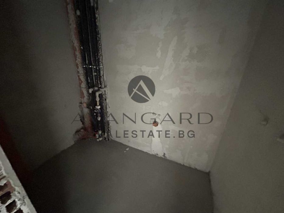 Продава се Едностаен апартамент в Пловдив, Център - 48 кв.м за 1750 €/кв.м - Снимка #2