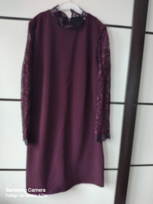 Vând rochii impecabile