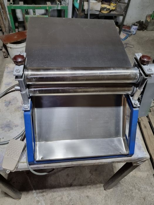 Hamir yoyish aparati testoraskatka cheburek aparat