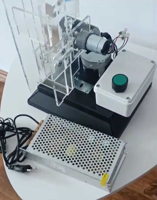 vand masina de facut tigari electrica