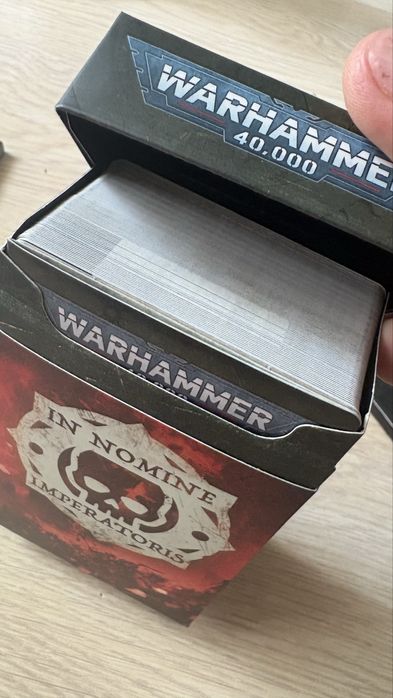 German language Warhammer Armageddon Decks, character cards rules