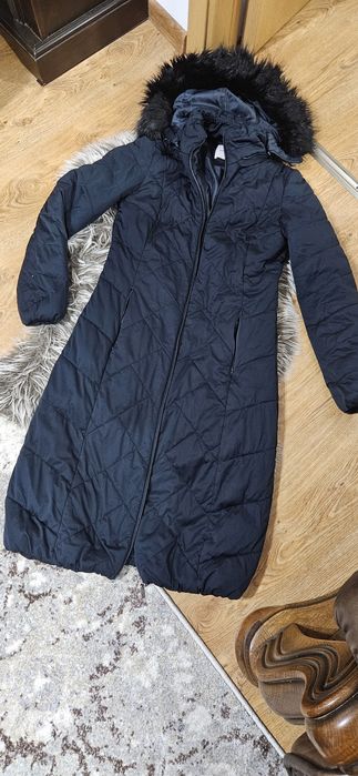 Vand hainute stare impecabilă