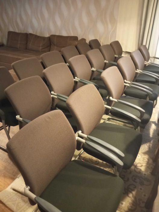 Кресло для посетителей ( Корея )