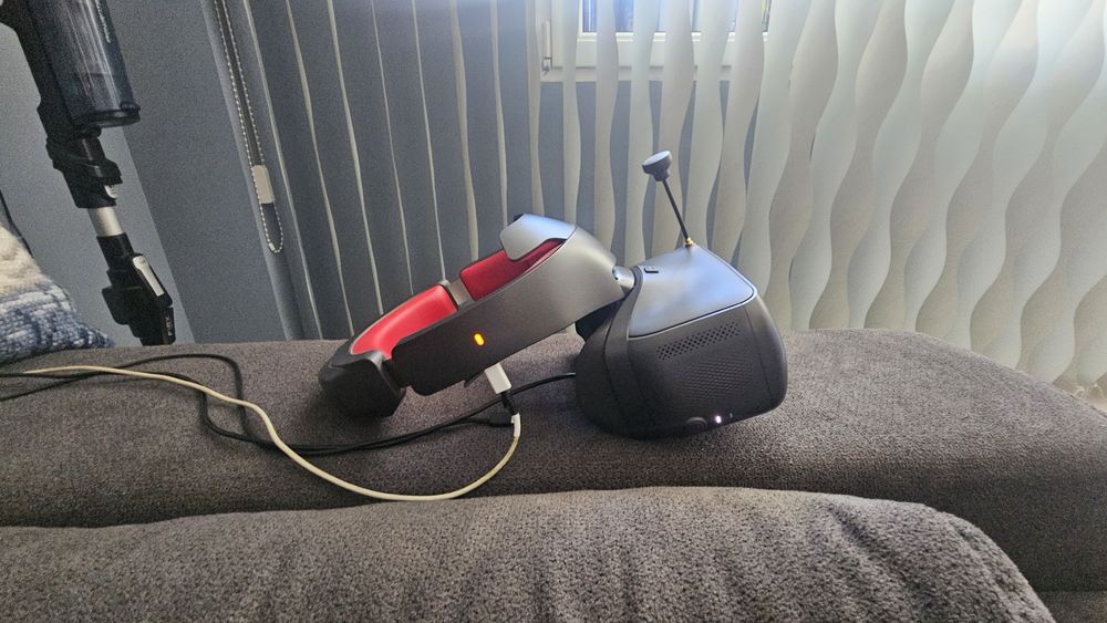 Продавам дрон DJI Mаvic Pro