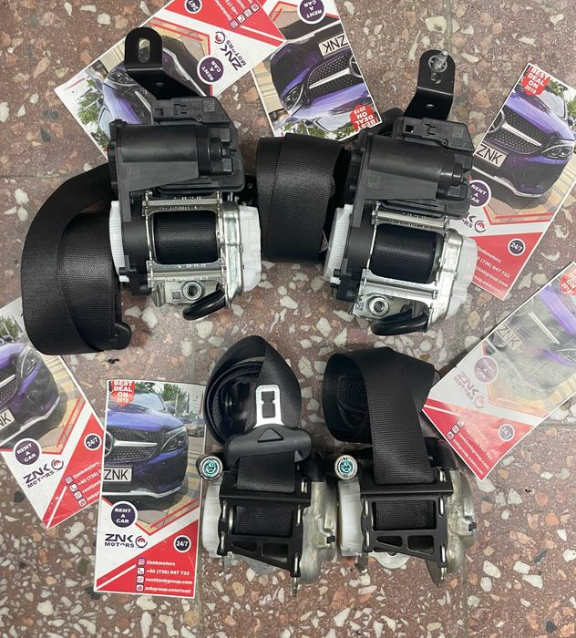 Mercedes Benz EQS - set centuri de siguranta centura  stanga - dreapta