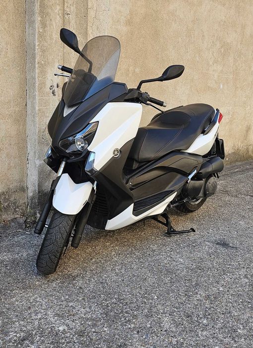 Yamaha xMax 250i ABS!