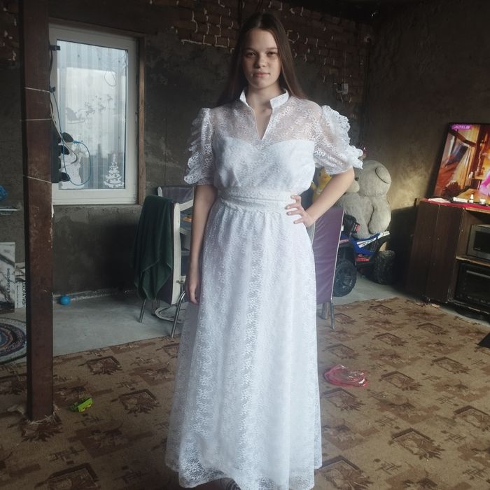 Продам платье Б/у