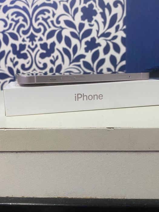 Продавам iphone 13pin