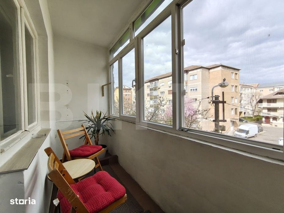 Apartament 3 camere, 2 bai, Bd. Stefan cel Mare, parcare, etaj 2