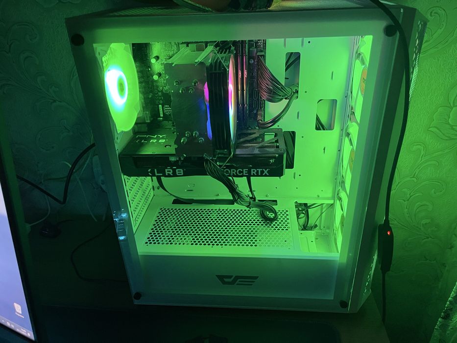 Продам комьютер с девайсами