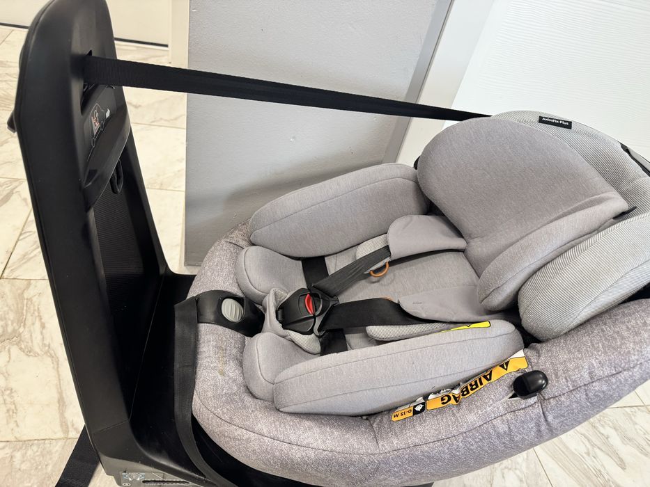 Столче за кола Maxi Cosi Axissifix