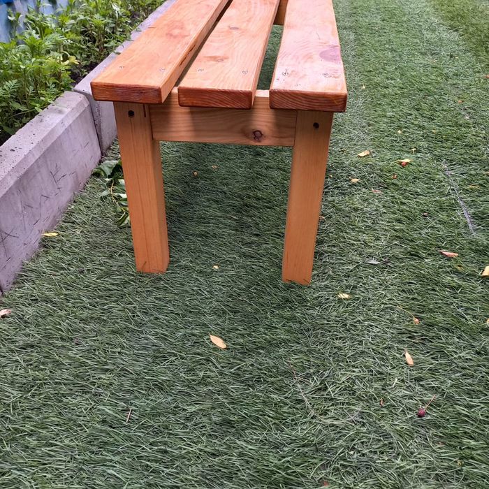 Продам деревянную лавочку