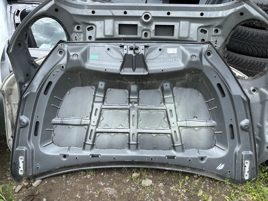 Капак  Suzuki SX4 S-cross