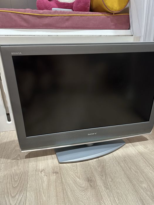 Продом телевизор