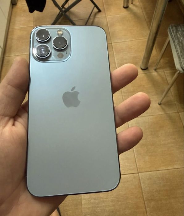 De vanzare 13 pro max in stare perfecta