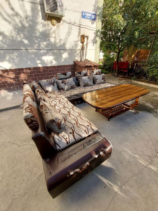 Yumshoq mebel sotuvda