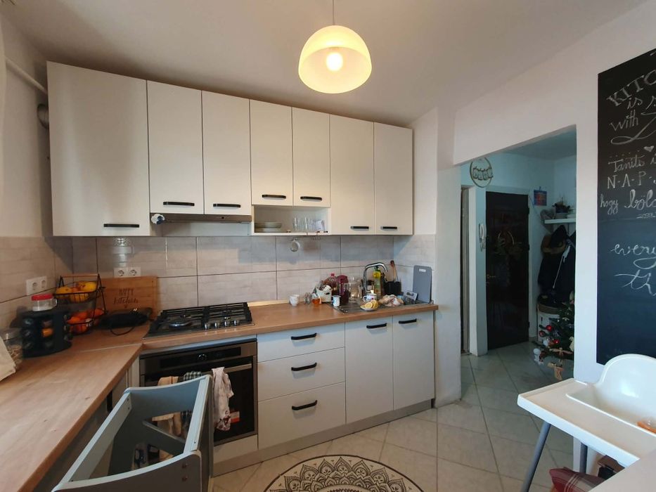 De vănzare apartament  2 camere  PB decomandat-pret negociabil