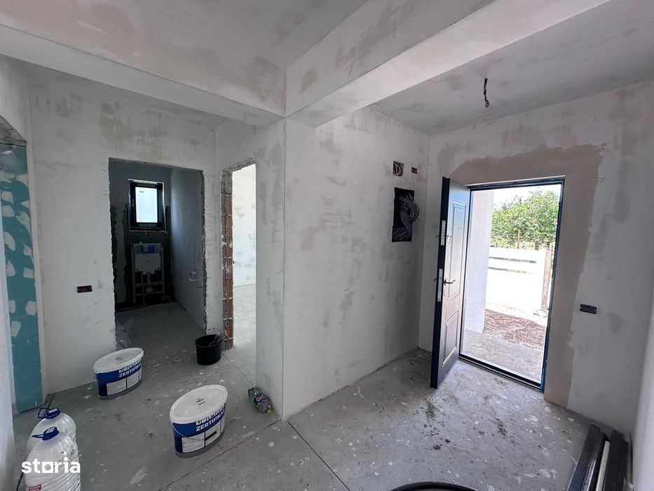 Casa pe parter cu 3 dormitoare in Domnesti