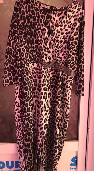 Vând rochiță Cirna LALA