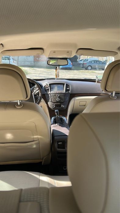 Opel insignia 2.0 diesel an 2013