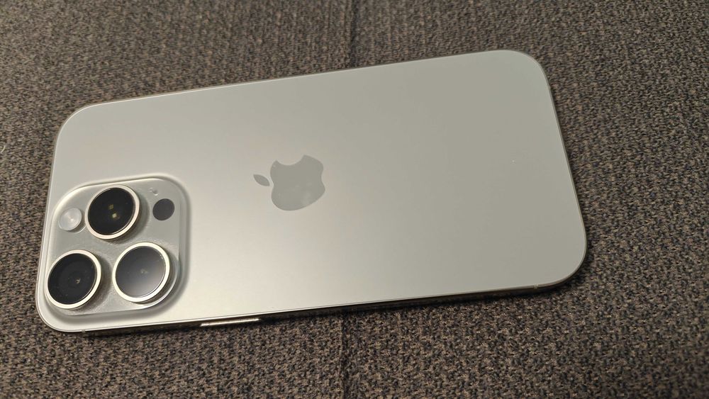 Iphone 16 Pro ca nou